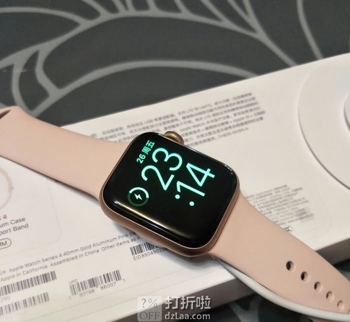 Apple Watch Series 4  苹果智能手表 蜂窝数据版 40mm 3488秒杀史低