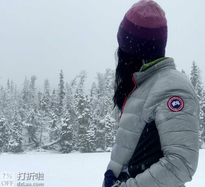 Canada Goose 加拿大鹅 Hybridge Lite 800蓬 顶级轻量化连帽 男、女式羽绒服 优惠码折后7.99 海淘转运到手约￥2506 国内￥5500